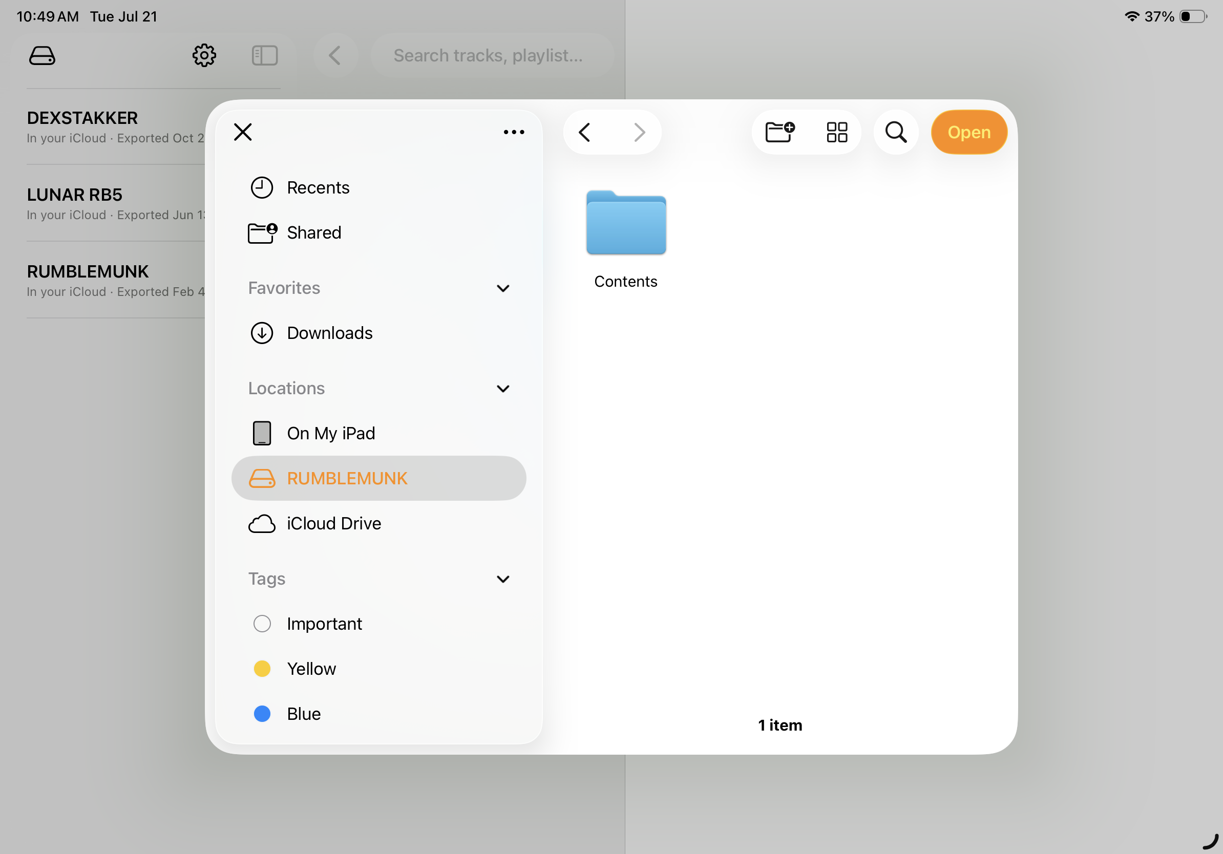 Adding a USB, on iPad